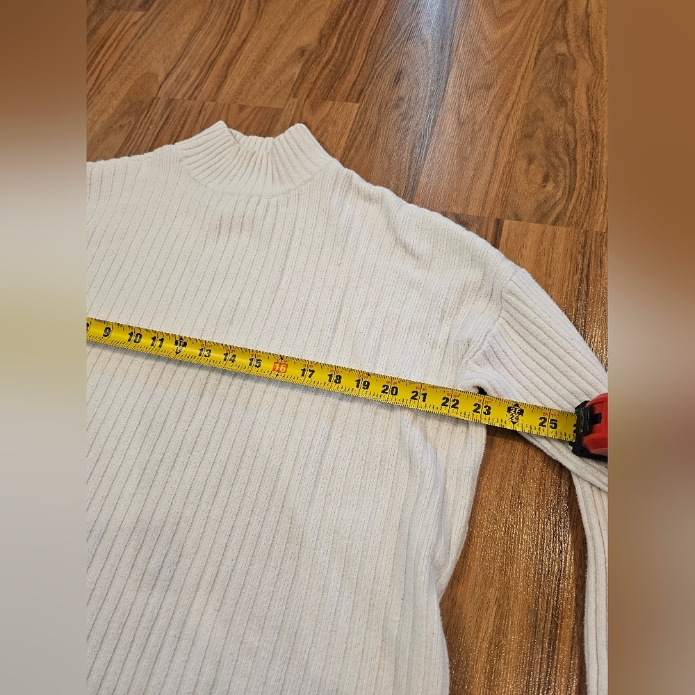 Elegant White LOFT Women's Cotton Knit Sweater - Picture 7 of 10